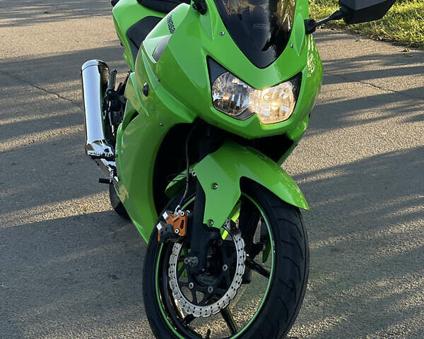 Зелений Кавасакі Ninja 250R, об'ємом двигуна 0.25 л та пробігом 24 тис. км за 3000 $, фото 1 на Automoto.ua