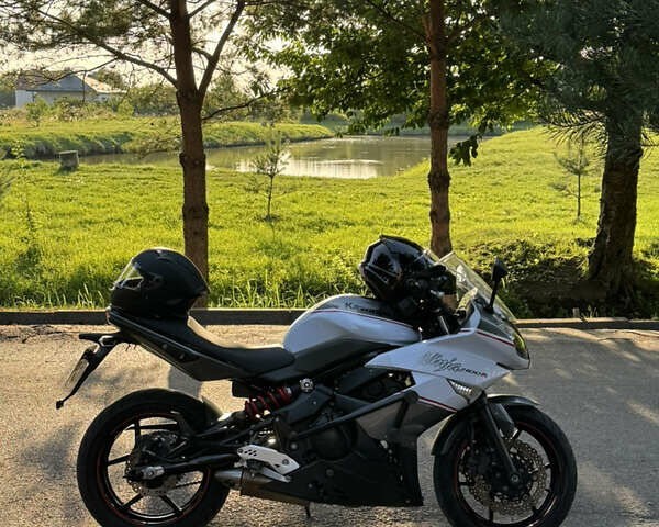 Кавасаки Ninja 400, объемом двигателя 0 л и пробегом 27 тыс. км за 4700 $, фото 1 на Automoto.ua