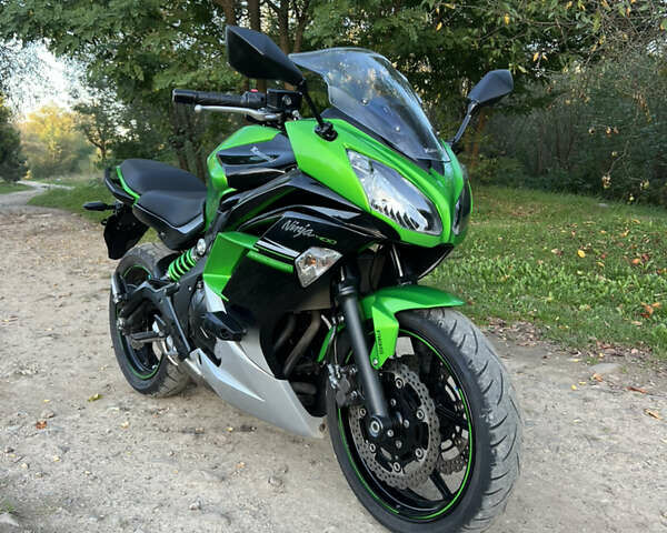 Кавасакі Ninja 400, об'ємом двигуна 0 л та пробігом 21 тис. км за 4000 $, фото 1 на Automoto.ua