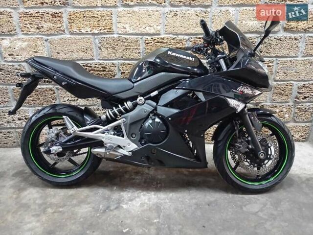 Кавасаки Ninja 400, объемом двигателя 0 л и пробегом 28 тыс. км за 3600 $, фото 1 на Automoto.ua