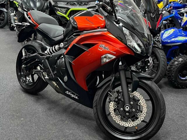 Кавасаки Ninja 400, объемом двигателя 0.4 л и пробегом 0 тыс. км за 4800 $, фото 1 на Automoto.ua