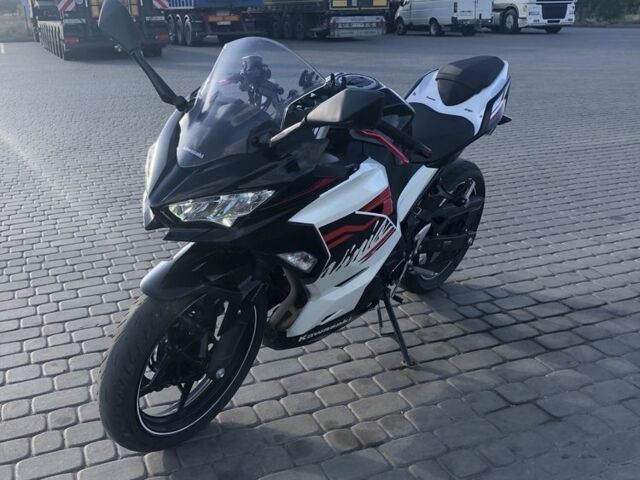 Кавасакі Ninja 400, об'ємом двигуна 0.4 л та пробігом 0 тис. км за 5364 $, фото 1 на Automoto.ua