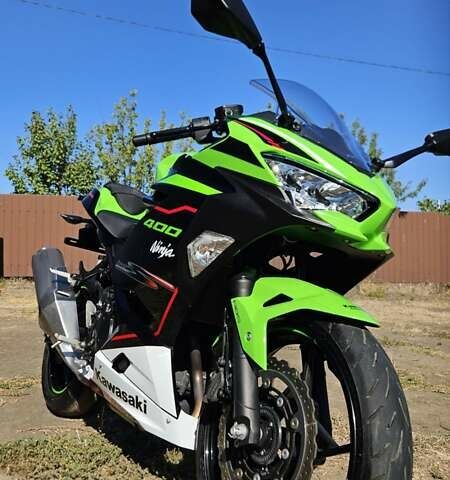 Кавасакі Ninja 400, об'ємом двигуна 0 л та пробігом 9 тис. км за 5800 $, фото 1 на Automoto.ua