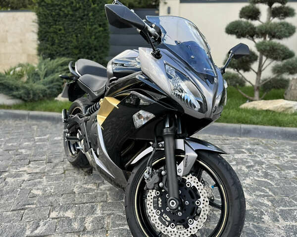 Серый Кавасаки Ninja 400, объемом двигателя 0.4 л и пробегом 16 тыс. км за 4400 $, фото 1 на Automoto.ua