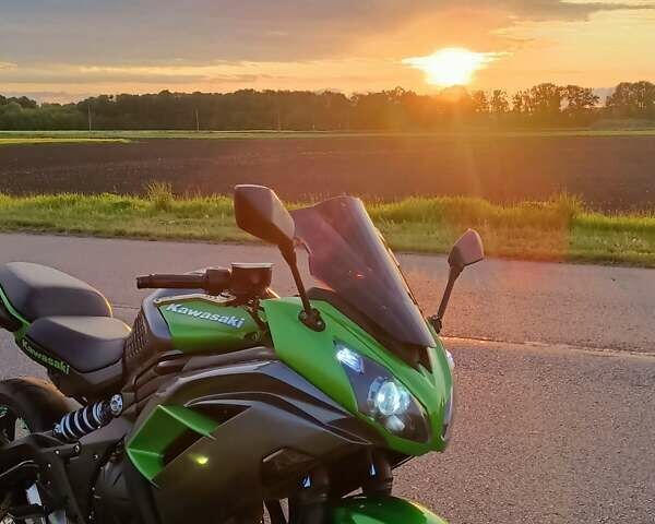 Серый Кавасаки Ninja 400, объемом двигателя 0.4 л и пробегом 15 тыс. км за 4300 $, фото 1 на Automoto.ua