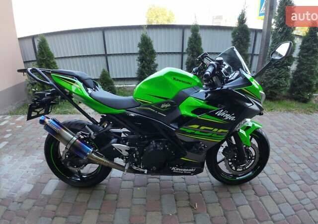 Зеленый Кавасаки Ninja 400, объемом двигателя 0 л и пробегом 15 тыс. км за 5500 $, фото 1 на Automoto.ua