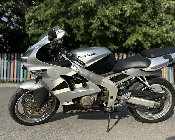 Кавасаки Ninja 600 ZX-6R, объемом двигателя 0 л и пробегом 32 тыс. км за 3599 $, фото 1 на Automoto.ua