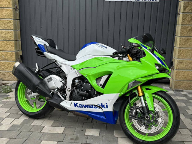 Кавасаки Ninja 600 ZX-6R, объемом двигателя 0.63 л и пробегом 4 тыс. км за 17000 $, фото 1 на Automoto.ua