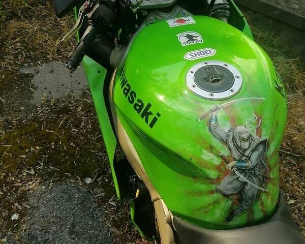 Зеленый Кавасаки Ninja 600 ZX-6R, объемом двигателя 0 л и пробегом 50 тыс. км за 1629 $, фото 1 на Automoto.ua