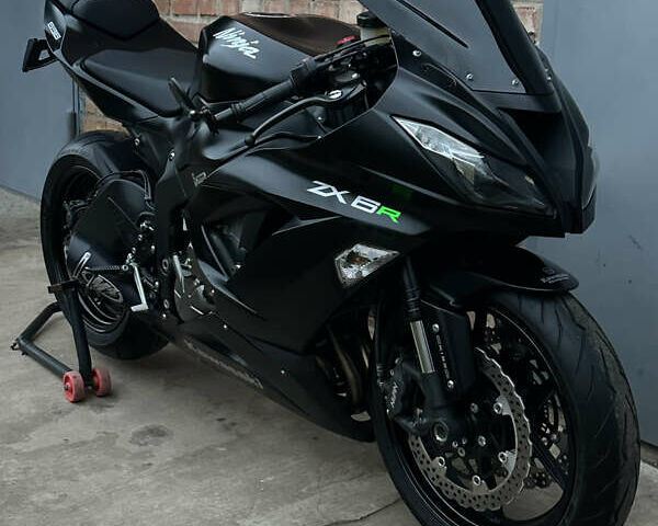 Кавасаки Ninja 636 ZX-6R, объемом двигателя 0.6 л и пробегом 7 тыс. км за 9400 $, фото 1 на Automoto.ua