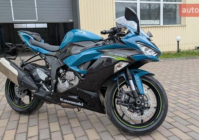 Синий Кавасаки Ninja 636 ZX-6R, объемом двигателя 0.64 л и пробегом 4 тыс. км за 12499 $, фото 1 на Automoto.ua