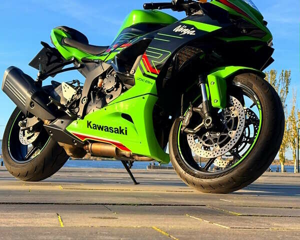 Зеленый Кавасаки Ninja 636 ZX-6R, объемом двигателя 0 л и пробегом 14 тыс. км за 14999 $, фото 1 на Automoto.ua
