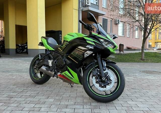 Зеленый Кавасаки Ninja 650R, объемом двигателя 0.65 л и пробегом 16 тыс. км за 9200 $, фото 1 на Automoto.ua