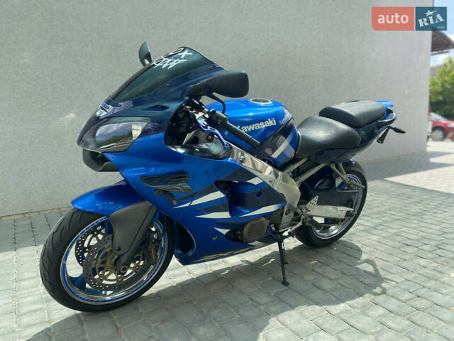 Синий Кавасаки Ninja ZX-6R, объемом двигателя 0.6 л и пробегом 39 тыс. км за 4500 $, фото 1 на Automoto.ua