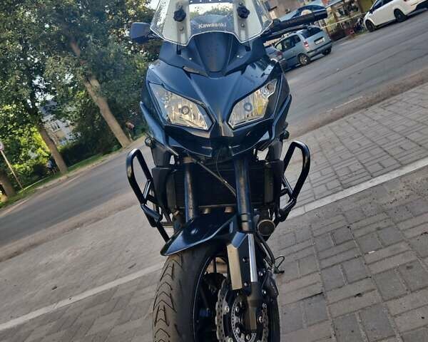 Чорний Кавасакі Versys 650, об'ємом двигуна 0.65 л та пробігом 33 тис. км за 5300 $, фото 1 на Automoto.ua