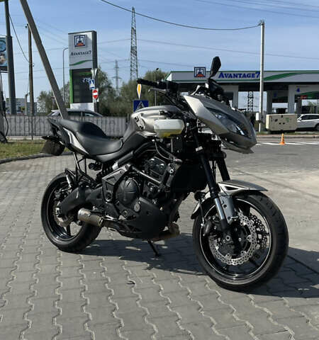 Черный Кавасаки Versys 650, объемом двигателя 0.65 л и пробегом 32 тыс. км за 5000 $, фото 1 на Automoto.ua