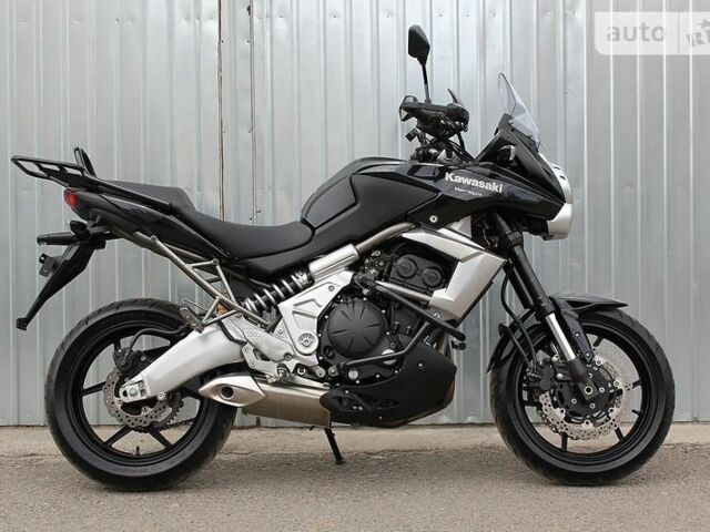 Черный Кавасаки Versys 650, объемом двигателя 0.65 л и пробегом 7 тыс. км за 6100 $, фото 1 на Automoto.ua