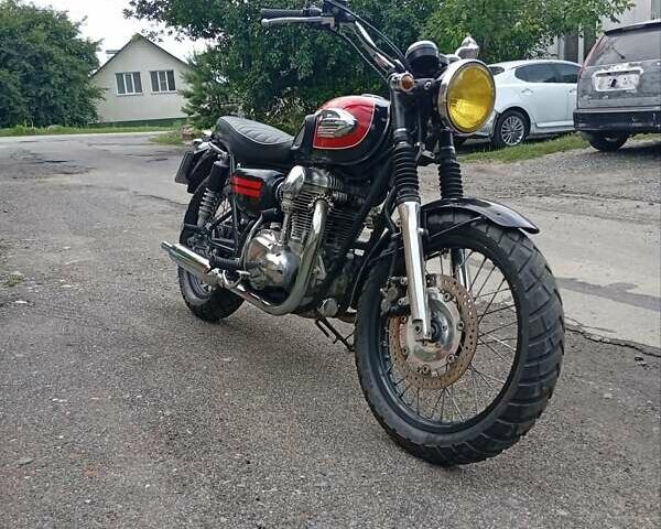 Серый Кавасаки W 650, объемом двигателя 0.65 л и пробегом 40 тыс. км за 5000 $, фото 1 на Automoto.ua