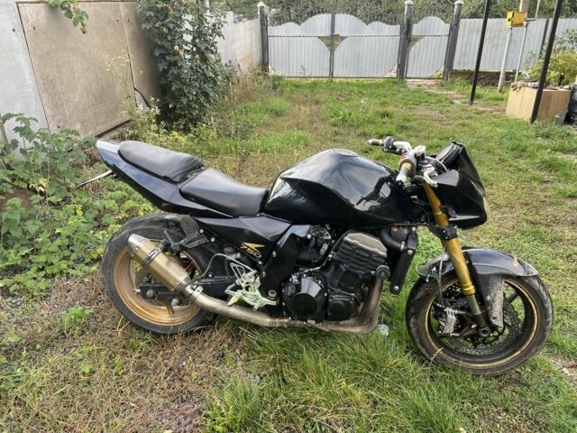 Кавасакі Z750, об'ємом двигуна 0.75 л та пробігом 0 тис. км за 1800 $, фото 1 на Automoto.ua