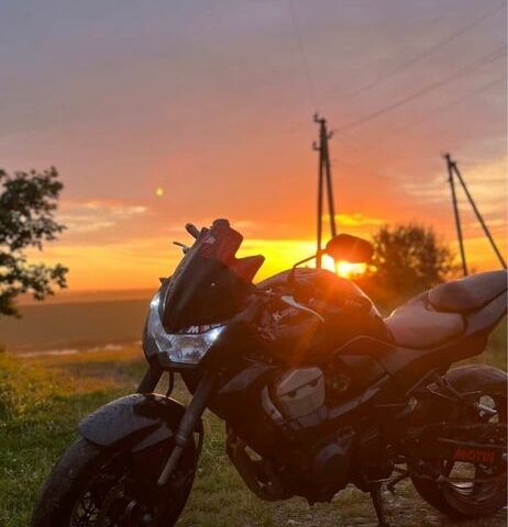 Кавасаки Z750, объемом двигателя 0.75 л и пробегом 0 тыс. км за 2750 $, фото 1 на Automoto.ua