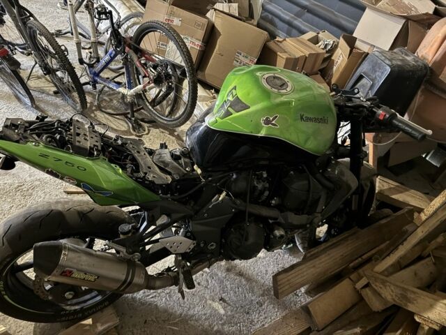 Кавасаки Z750, объемом двигателя 0.75 л и пробегом 0 тыс. км за 3499 $, фото 1 на Automoto.ua
