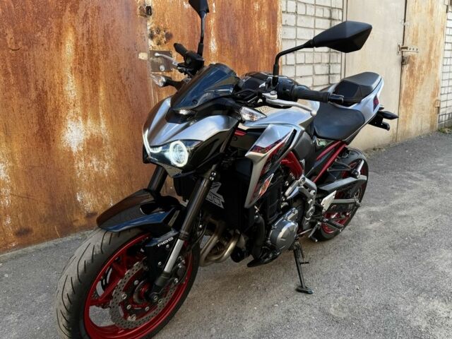 Кавасаки Z900, объемом двигателя 0.9 л и пробегом 0 тыс. км за 8700 $, фото 1 на Automoto.ua