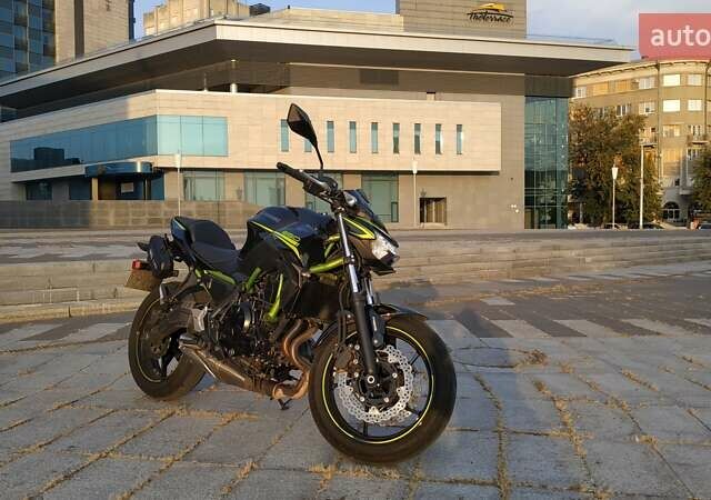 Кавасаки Z 650, объемом двигателя 0 л и пробегом 10 тыс. км за 8000 $, фото 1 на Automoto.ua