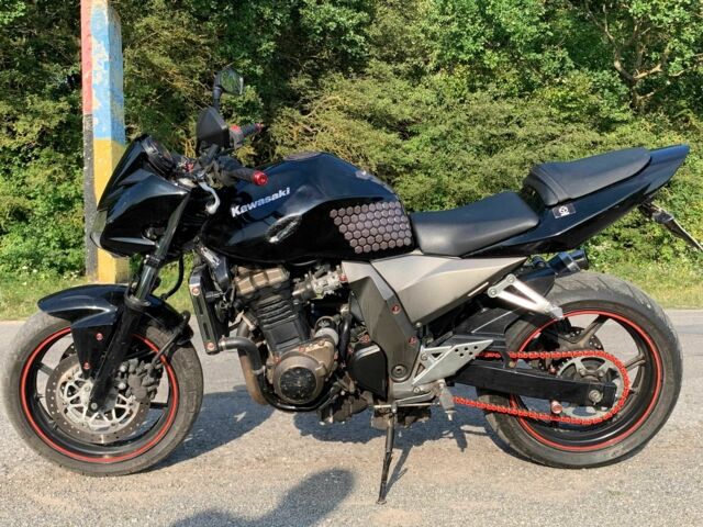Кавасаки Z 750, объемом двигателя 0.75 л и пробегом 0 тыс. км за 51 $, фото 1 на Automoto.ua