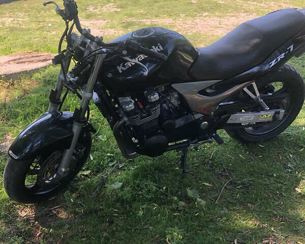 Чорний Кавасакі Z 750R, об'ємом двигуна 0.75 л та пробігом 1 тис. км за 1300 $, фото 1 на Automoto.ua