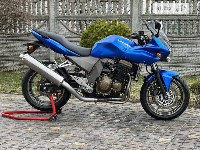 Синий Кавасаки Z 750S, объемом двигателя 0.75 л и пробегом 12 тыс. км за 5400 $, фото 1 на Automoto.ua