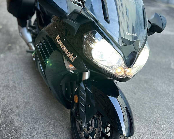 Чорний Кавасакі ZG 1400, об'ємом двигуна 1.4 л та пробігом 35 тис. км за 8700 $, фото 1 на Automoto.ua