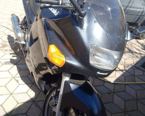 Кавасакі ZRX 400, об'ємом двигуна 0.4 л та пробігом 59 тис. км за 2400 $, фото 1 на Automoto.ua