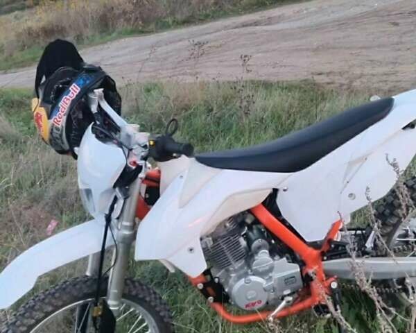 Белый Кайо K2, объемом двигателя 1.2 л и пробегом 10 тыс. км за 1100 $, фото 1 на Automoto.ua