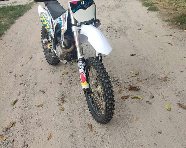 Белый Кайо K4 Enduro, объемом двигателя 0 л и пробегом 5 тыс. км за 1300 $, фото 1 на Automoto.ua