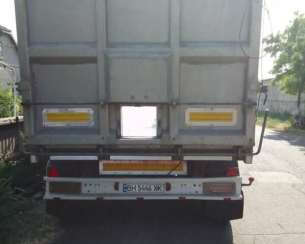 Красный Келберг SKBT, объемом двигателя 0 л и пробегом 500 тыс. км за 9600 $, фото 1 на Automoto.ua