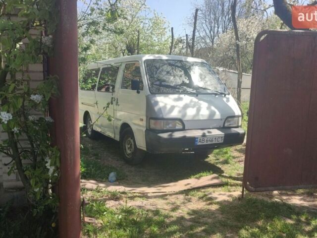 Білий Кіа Беста, об'ємом двигуна 2.2 л та пробігом 200 тис. км за 1800 $, фото 1 на Automoto.ua