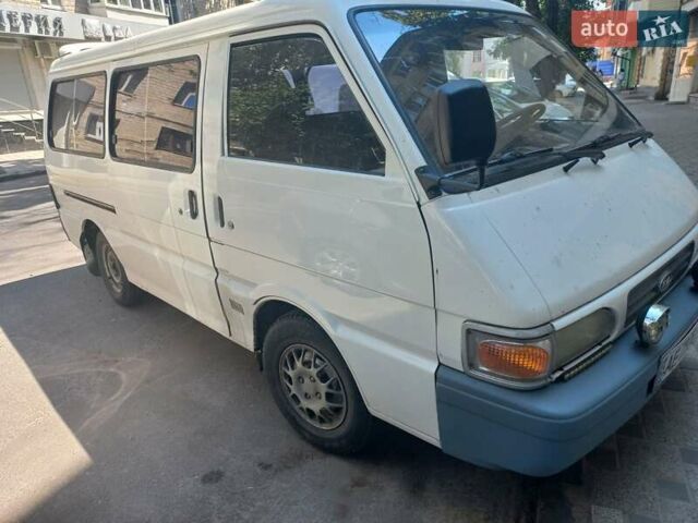 Белый Киа Беста, объемом двигателя 2.2 л и пробегом 280 тыс. км за 3000 $, фото 1 на Automoto.ua