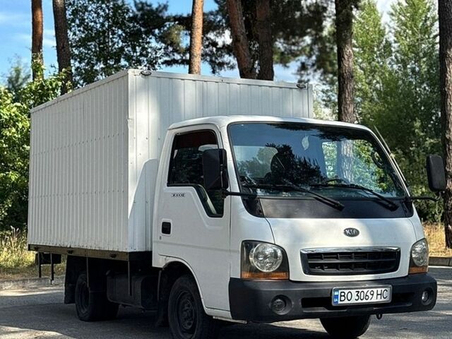 Белый Киа Бонго, объемом двигателя 2.7 л и пробегом 259 тыс. км за 5999 $, фото 1 на Automoto.ua