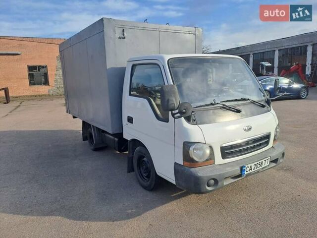 Белый Киа Бонго, объемом двигателя 2.7 л и пробегом 167 тыс. км за 3100 $, фото 1 на Automoto.ua