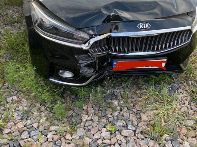 Черный Киа Каденза, объемом двигателя 3 л и пробегом 115 тыс. км за 9300 $, фото 1 на Automoto.ua