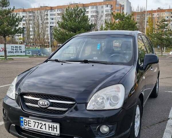 Черный Киа Каренс, объемом двигателя 2 л и пробегом 347 тыс. км за 5500 $, фото 1 на Automoto.ua