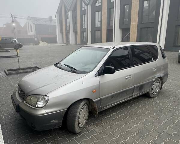 Серый Киа Каренс, объемом двигателя 1.79 л и пробегом 266 тыс. км за 1500 $, фото 1 на Automoto.ua