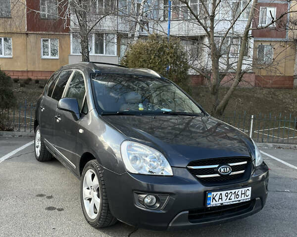 Сірий Кіа Каренс, об'ємом двигуна 2 л та пробігом 224 тис. км за 5200 $, фото 1 на Automoto.ua