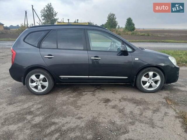 Сірий Кіа Каренс, об'ємом двигуна 1.99 л та пробігом 268 тис. км за 7500 $, фото 1 на Automoto.ua