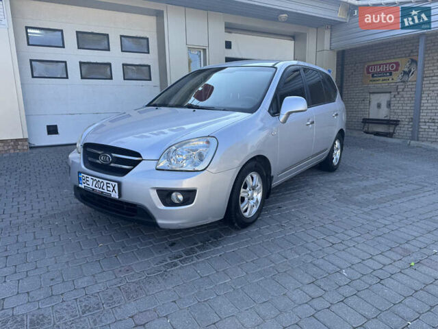 Серый Киа Каренс, объемом двигателя 2 л и пробегом 115 тыс. км за 6800 $, фото 1 на Automoto.ua