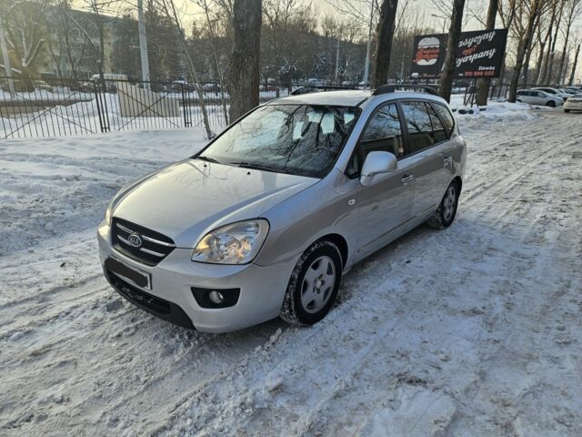 Сірий Кіа Каренс, об'ємом двигуна 2 л та пробігом 350 тис. км за 2700 $, фото 1 на Automoto.ua