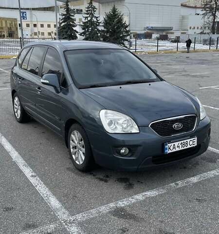 Синий Киа Каренс, объемом двигателя 2 л и пробегом 153 тыс. км за 6900 $, фото 1 на Automoto.ua