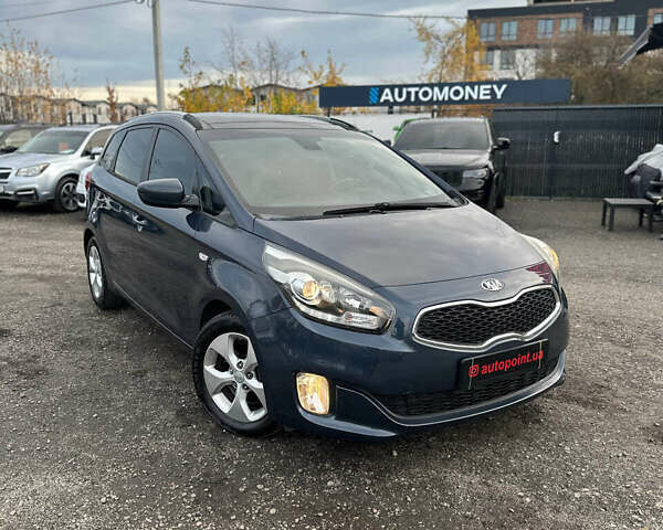 Синий Киа Каренс, объемом двигателя 1.69 л и пробегом 188 тыс. км за 12300 $, фото 1 на Automoto.ua