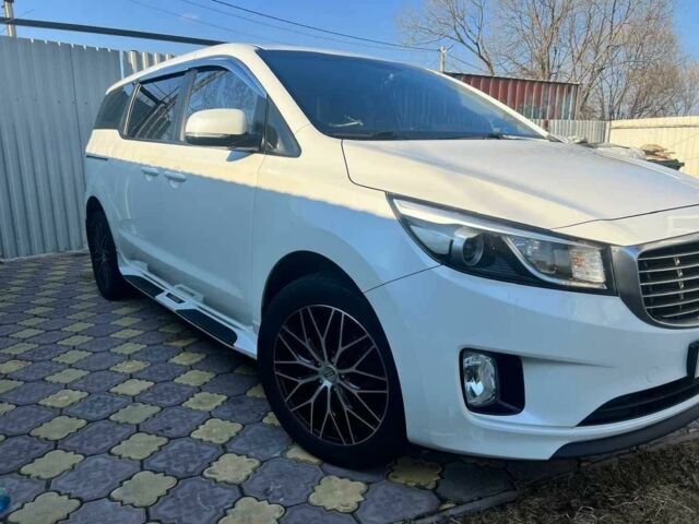Білий Кіа Карнівал, об'ємом двигуна 2.2 л та пробігом 101 тис. км за 15600 $, фото 1 на Automoto.ua