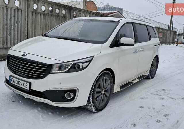 Білий Кіа Карнівал, об'ємом двигуна 2.2 л та пробігом 164 тис. км за 19900 $, фото 1 на Automoto.ua